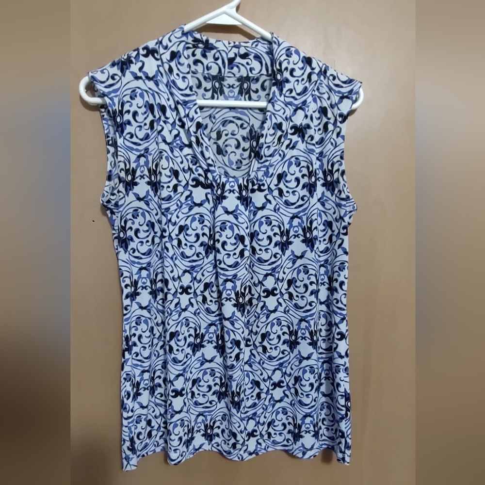 Firm Final price!*Pleat front top(S)